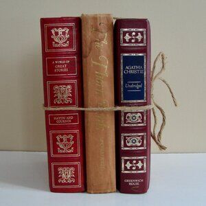 Vintage Books Bundle of 3 Agatha Christie Miss Marple The Thorn Birds 1st Ed